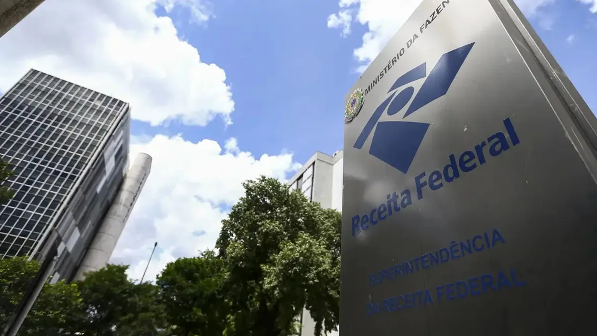 Receita Federal União impostos Misto Brasil