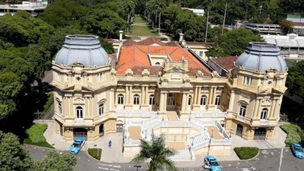 Governo do Rio de Janeiro demite 6 mil servidores