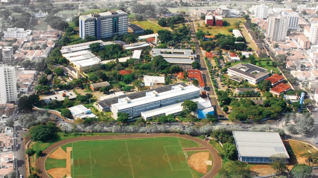 Começa hoje período de inscrições para vestibular da USP