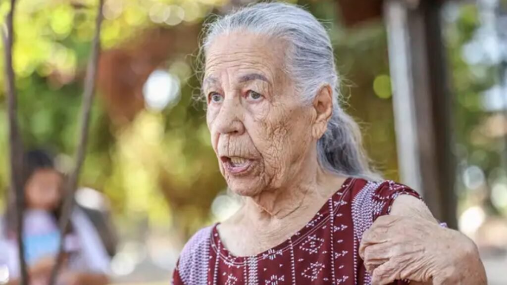 Lúcia Araújo participa do Dia D Nacional de Multivacinação. Crianças e adolescentes menores de 15 anos poderão receber as vacinas/Marcelo Camargo/Agência Brasil