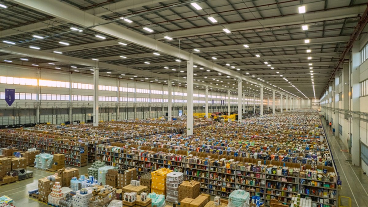 Amazon Centro de Distribuição PR Misto Brasil