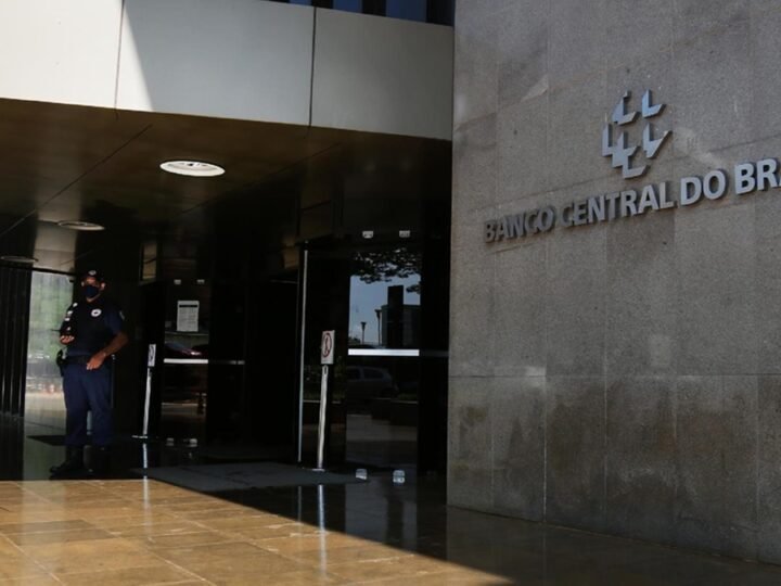 Banco Central cortou a taxa Selic de 14% para 13,75%