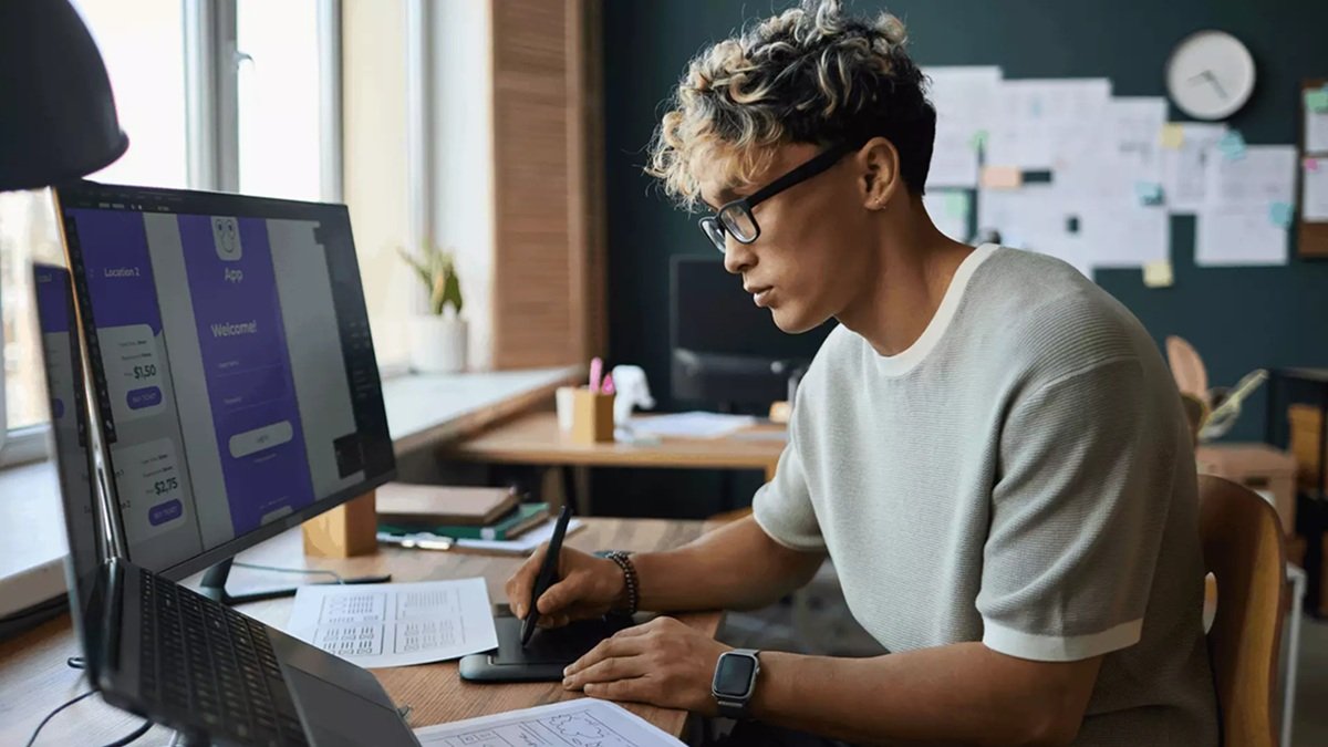 Computador curso treinamento tecnologia Misto Brasil