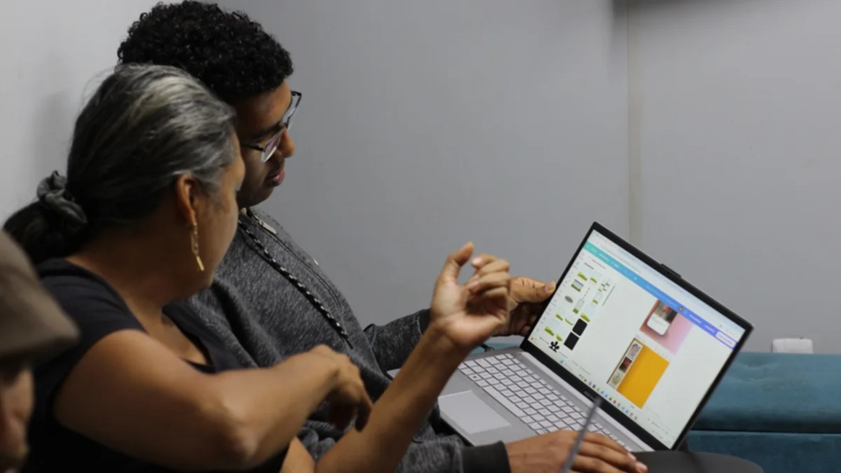 Curso computador treinamento Misto Brasil