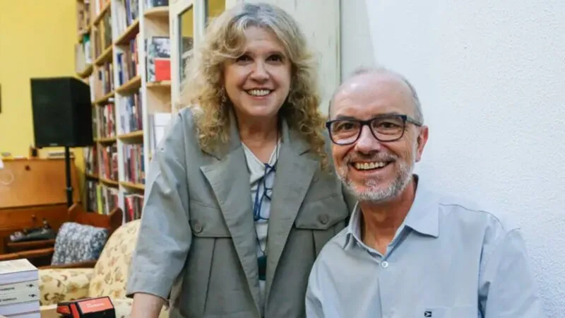Eduardo Reina e Maria Angélica Ferrasoli, escritores que lançaram o livro “Repressão Sociedade Anônima”, em São Paulo/Paulo Pinto/Agência Brasil
