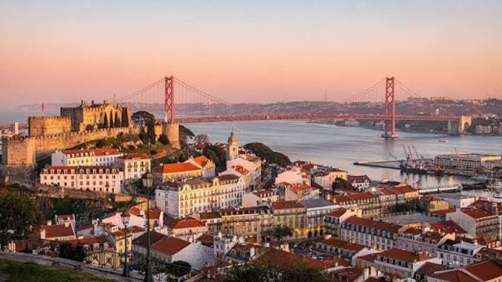 Lisboa eleita a melhor cidade e destino de cruzeiros da Europa