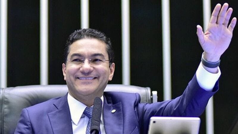 Republicanos apoia Flávio, mas sem alinhamento