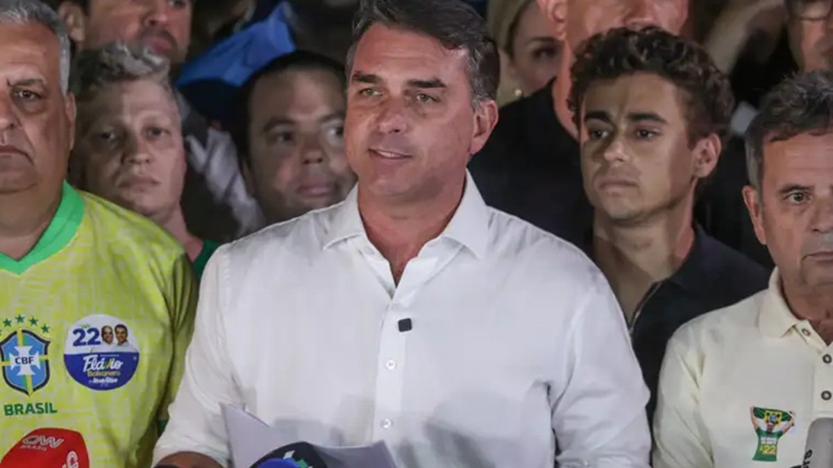 Flávio Bolsonaro discurso da derrota Misto Brasil