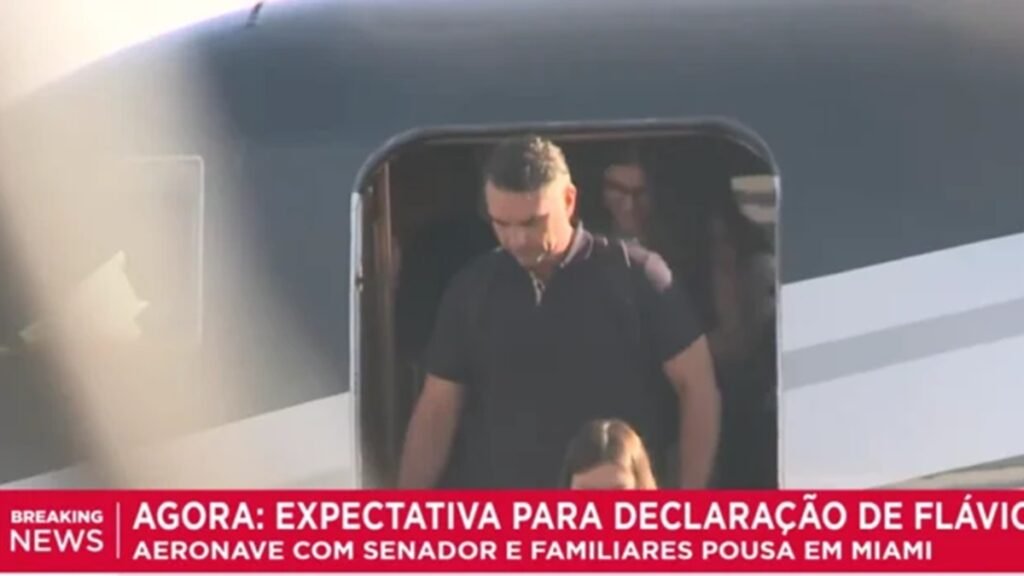 Flávio está em Mimi após fuga do Brasil com passaporte italiano