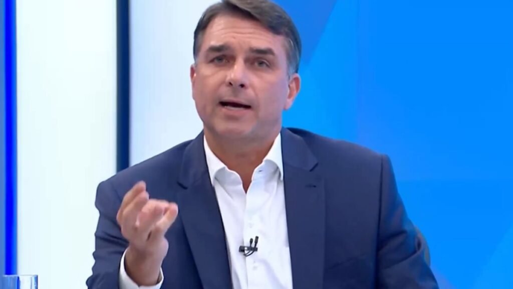 Flávio almoçou com a cúpula da Rede Globo antes da sabatina