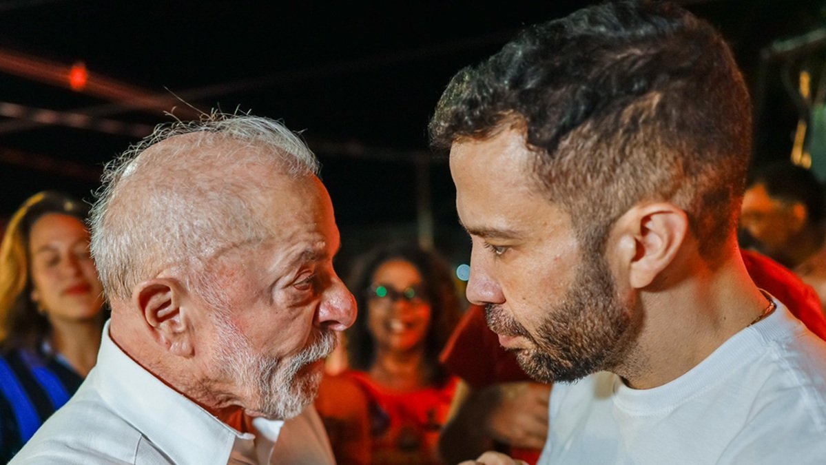 Lula da Silva e o deputado André Janones Misto Brasil