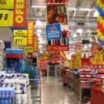 Supermercados lideram compras com vale-refeição em 2025
