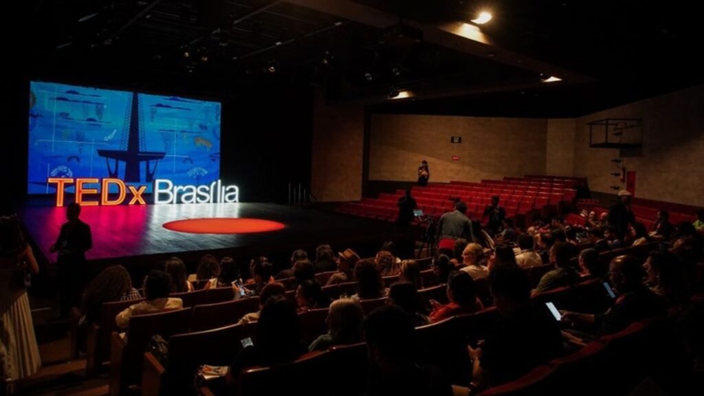 Teatro Nacional recebe edição do TEDxBrasília neste sábado